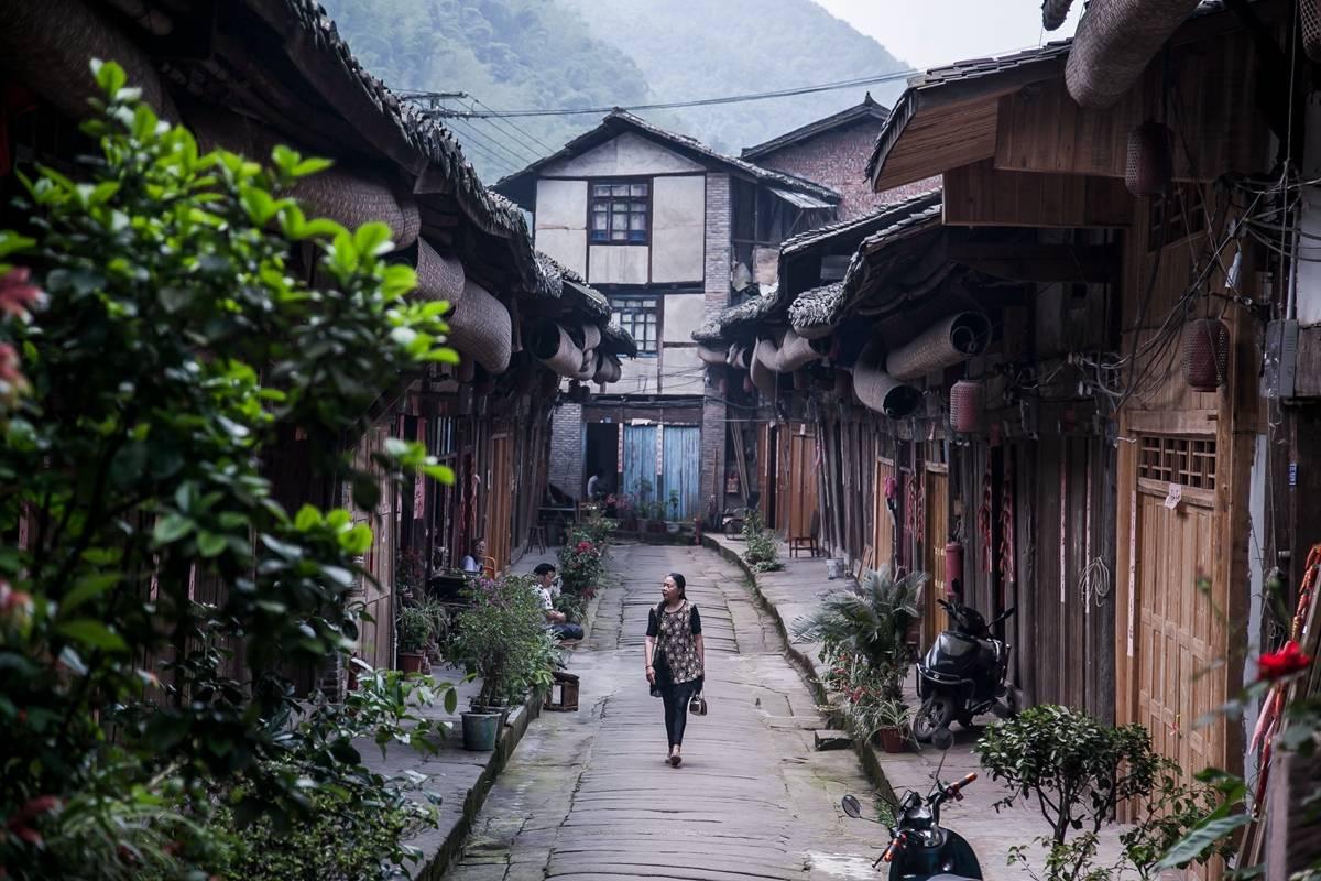 救援高中女孩